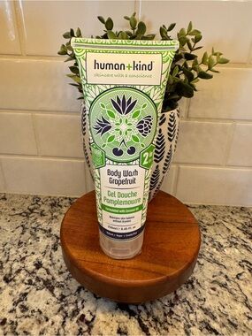 Humankind Grapefruit Body Wash -